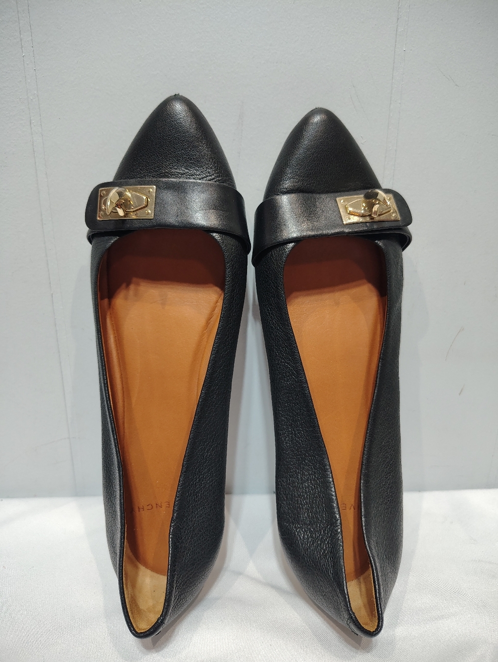 Givenchy Point Flats Black Size Size 9 Sharktooth Sharklock